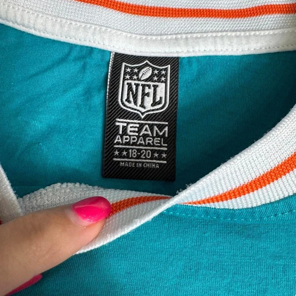 Miami Dolphins Shirt Youth XL or Adult male small